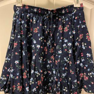 Mi Ami Francesco's Tiered Navy Floral Skirt - Women's Size Small